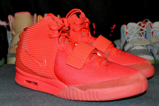 nike air yeezy 2 red october 发售信息