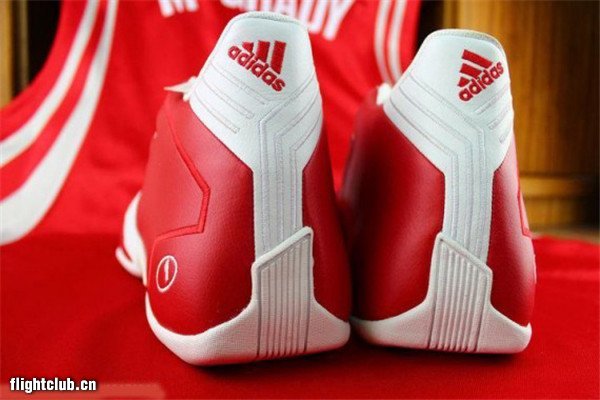 adidas T-Mac 1 火箭配色欣赏谍照曝光_拔草哦