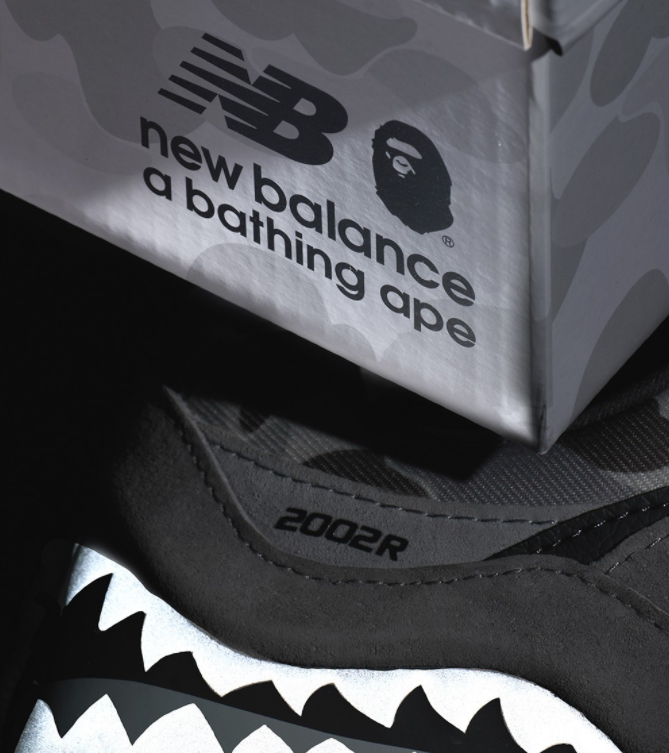 bape 携手 new balance带来全新「鲨鱼联名」