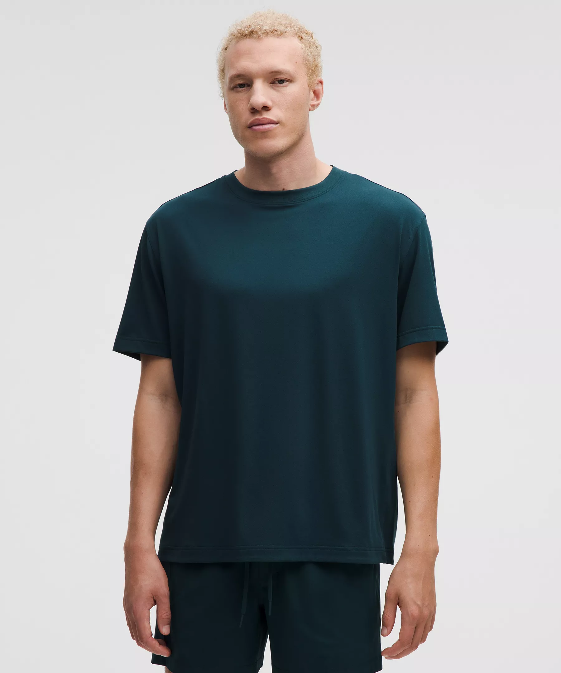 Lululemon EasySet Training男士T恤