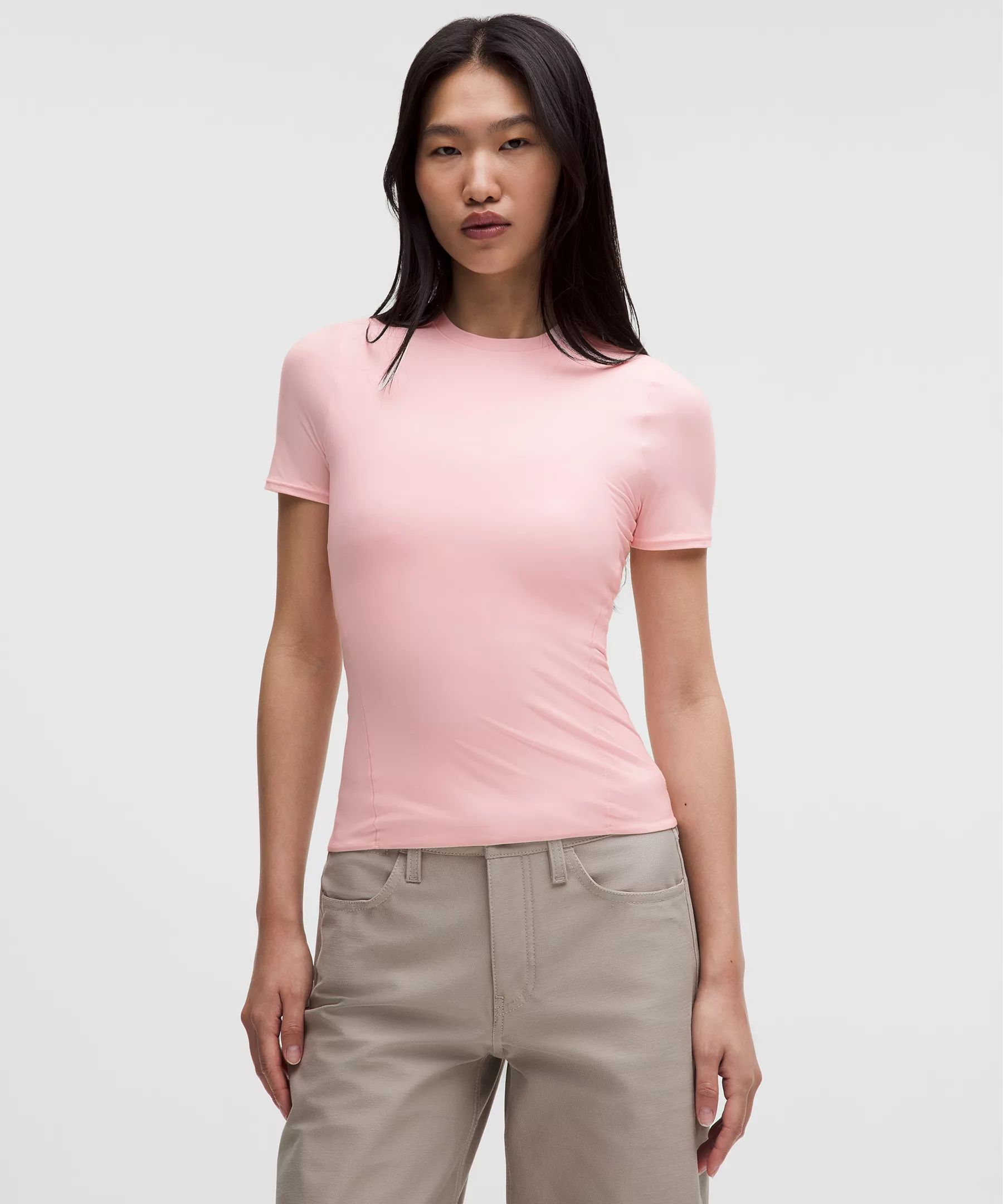 Lululemon Wundermost Ultra-Soft Nulu 女士T恤