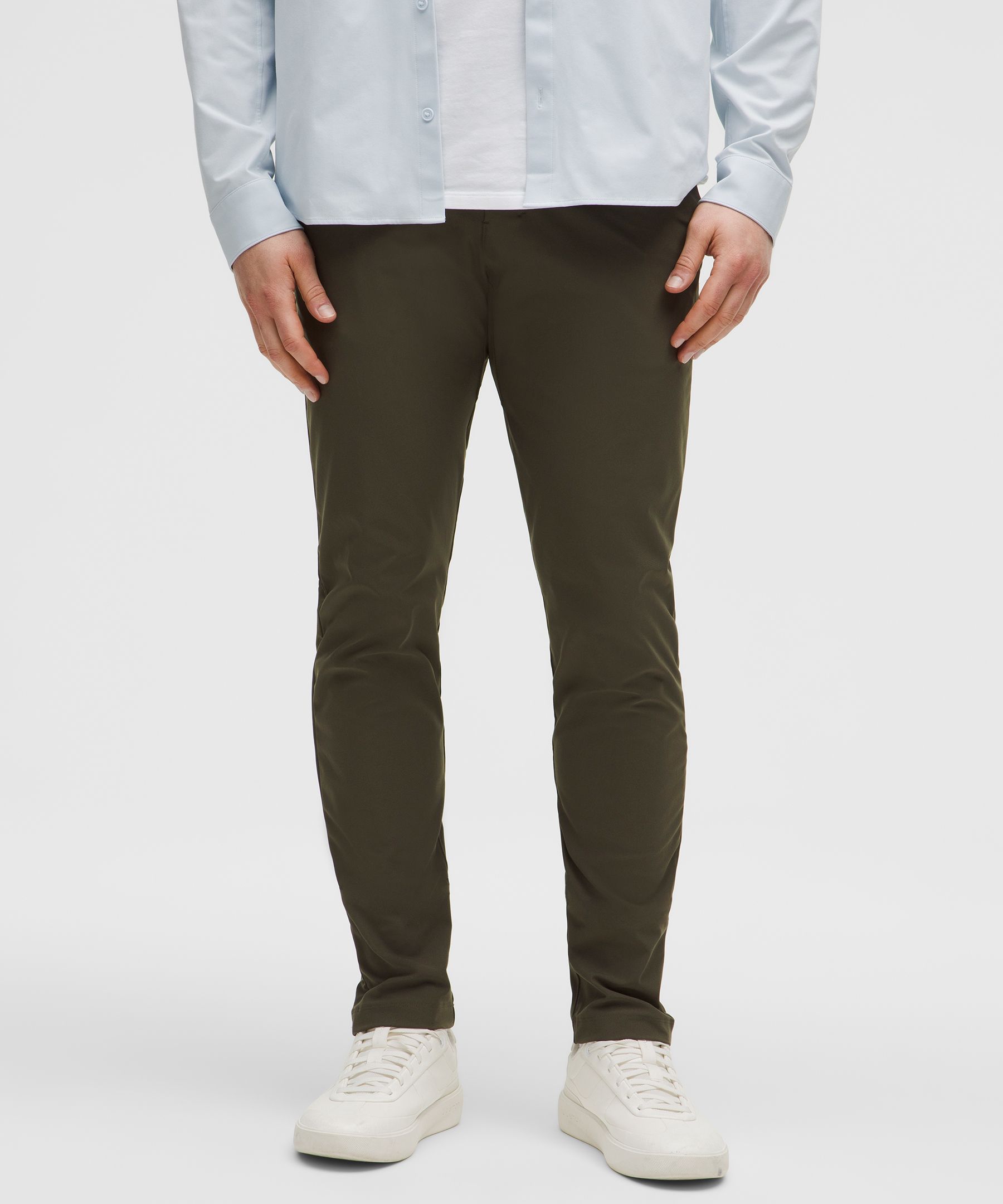 Lululemon ABC Slim-Fit 男裤