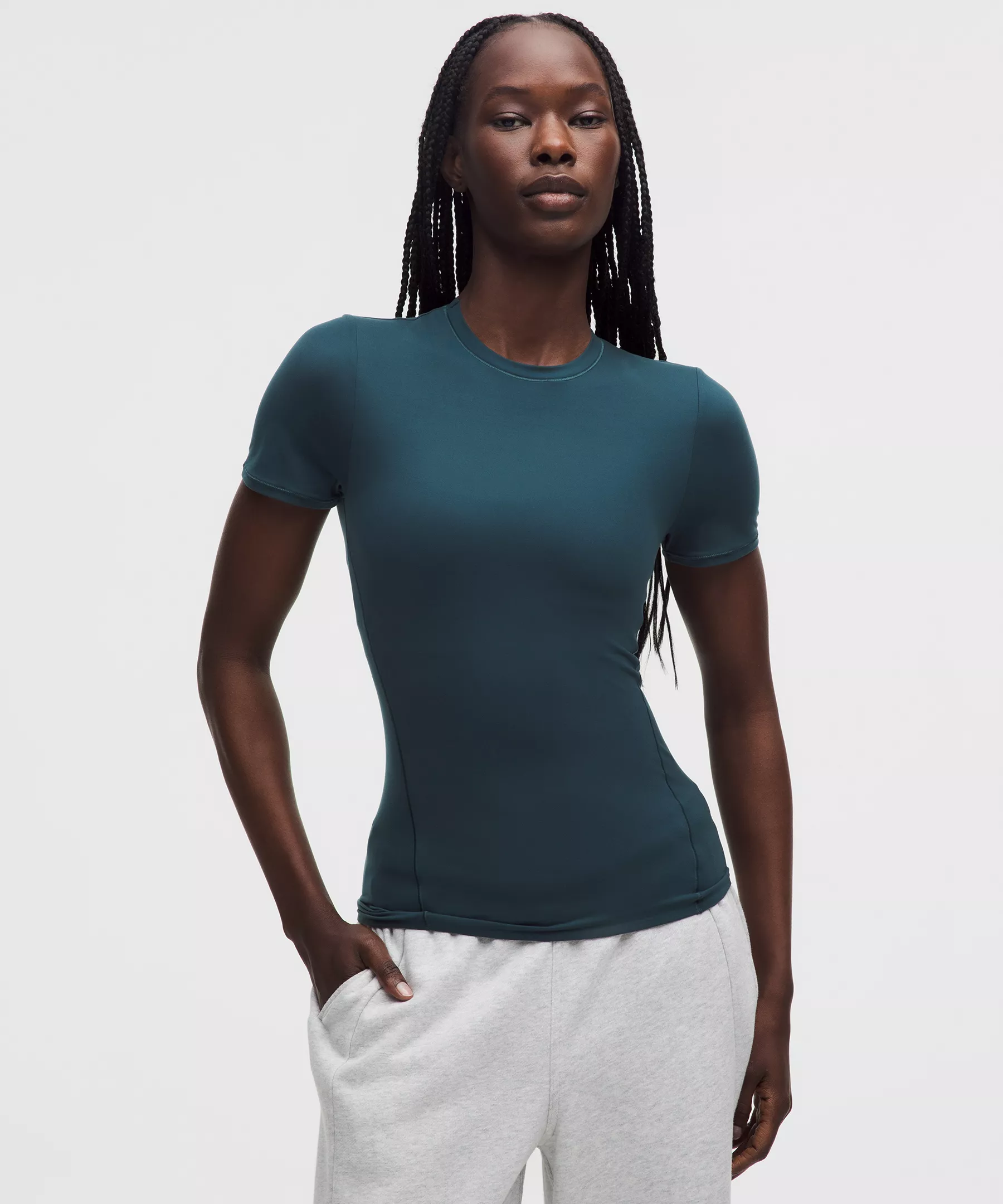 Lululemon Wundermost Ultra-Soft Nulu 女士T恤