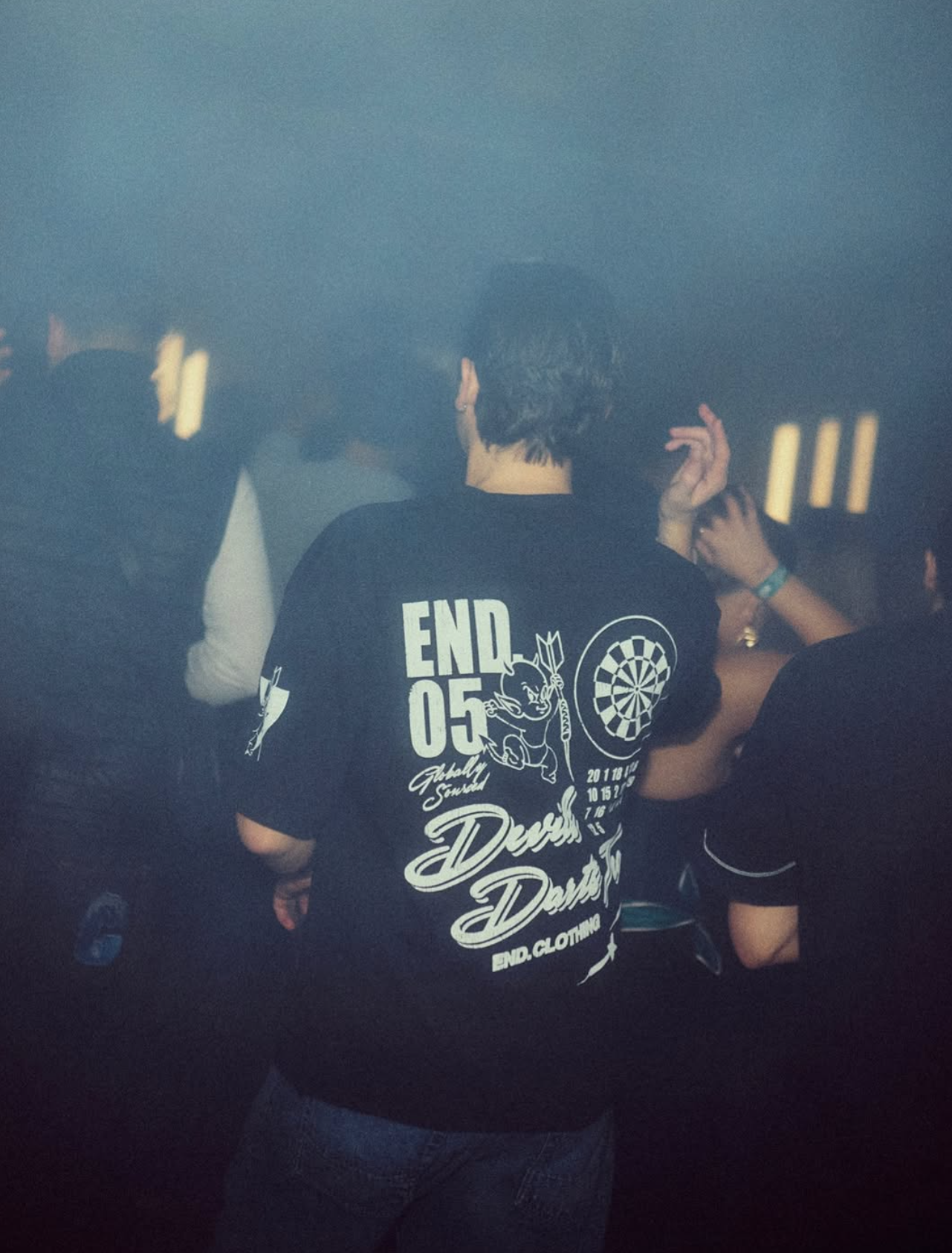 END. Clothing 终极折扣攻略：月度更新 + 精选穿搭 + 省钱技巧