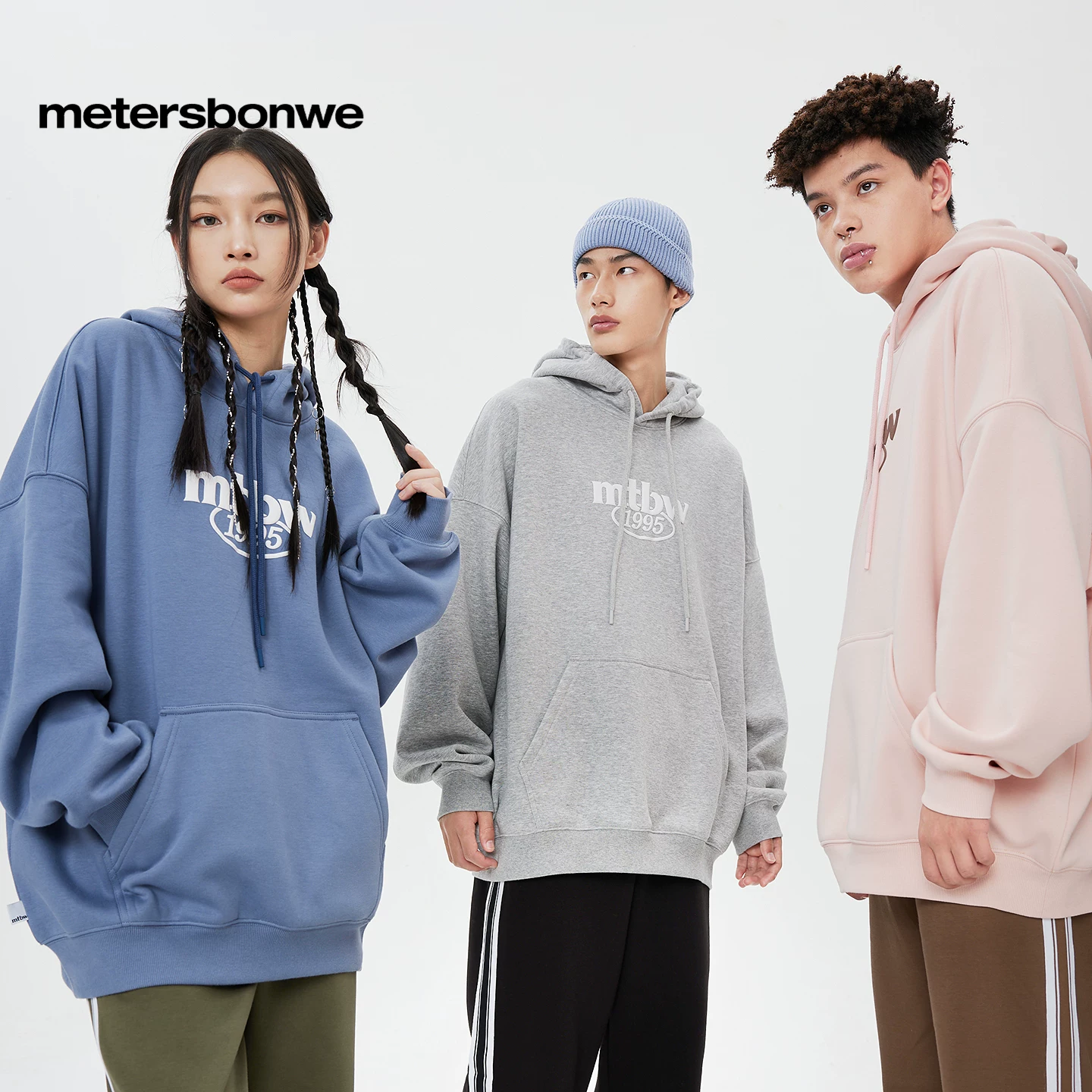 美特斯邦威连帽卫衣男女同款秋季新款潮流休闲印花针织上衣男