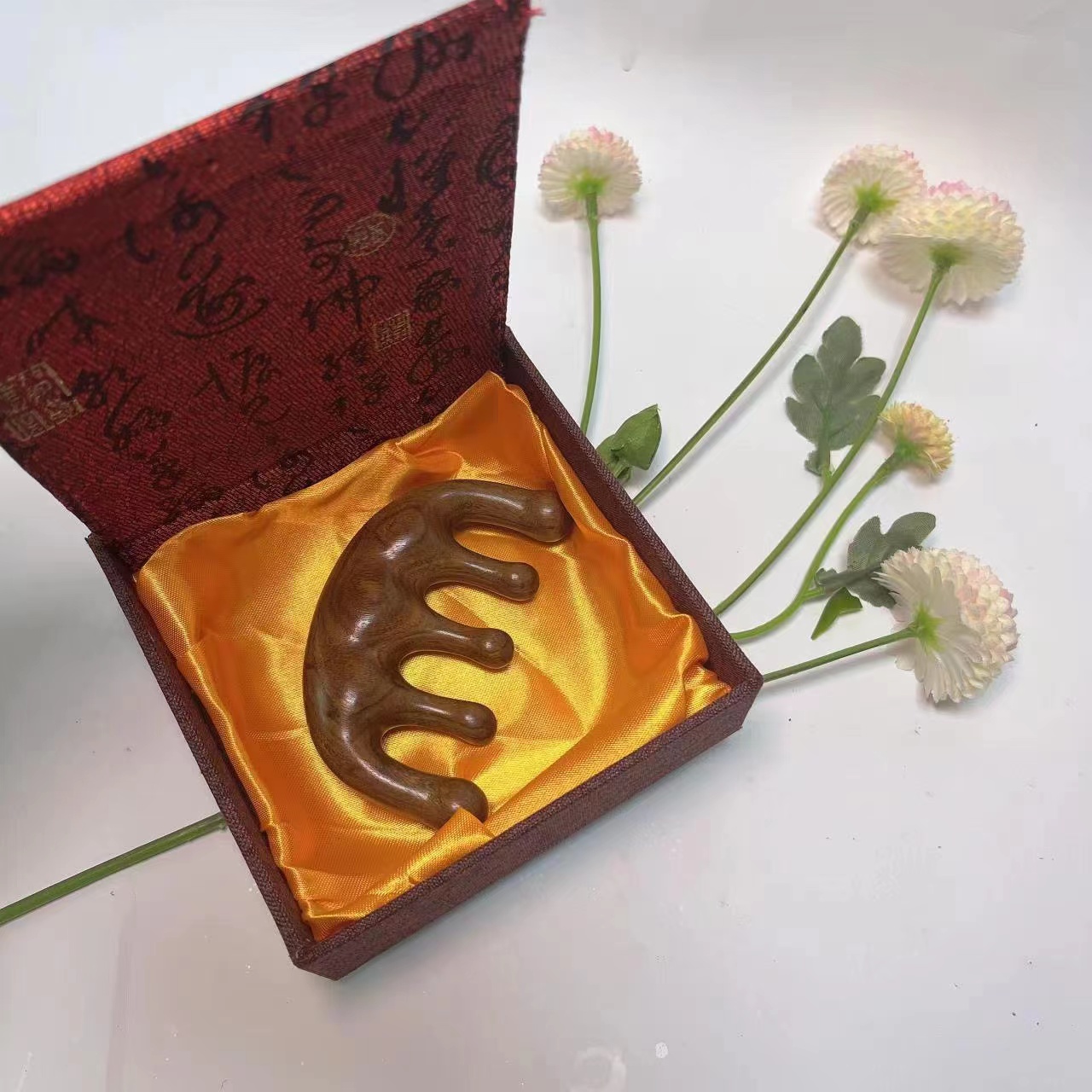 【送礼盒】金丝檀木按摩梳经络头部按摩器梳
