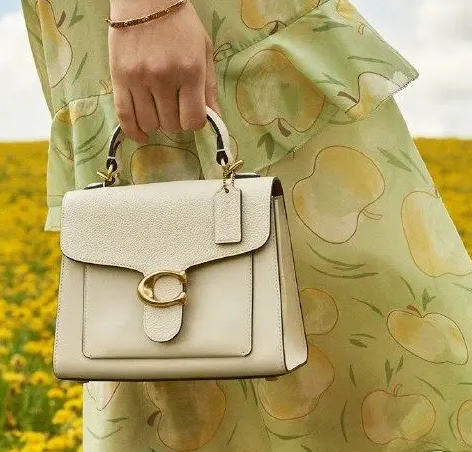 coach蔻驰tabby 20白色手提斜挎包