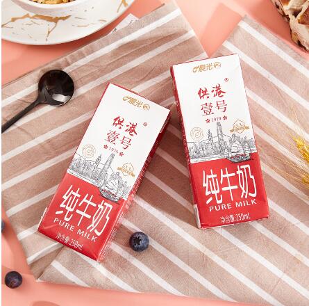 39元包邮！晨光 供港壹号 高钙纯牛奶250ml*16瓶礼盒装