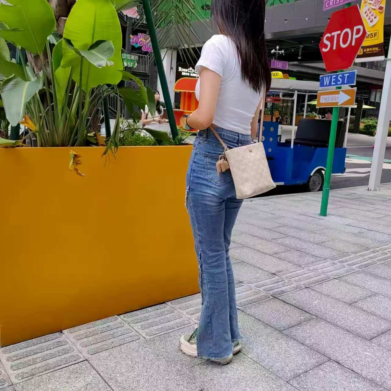 0_9