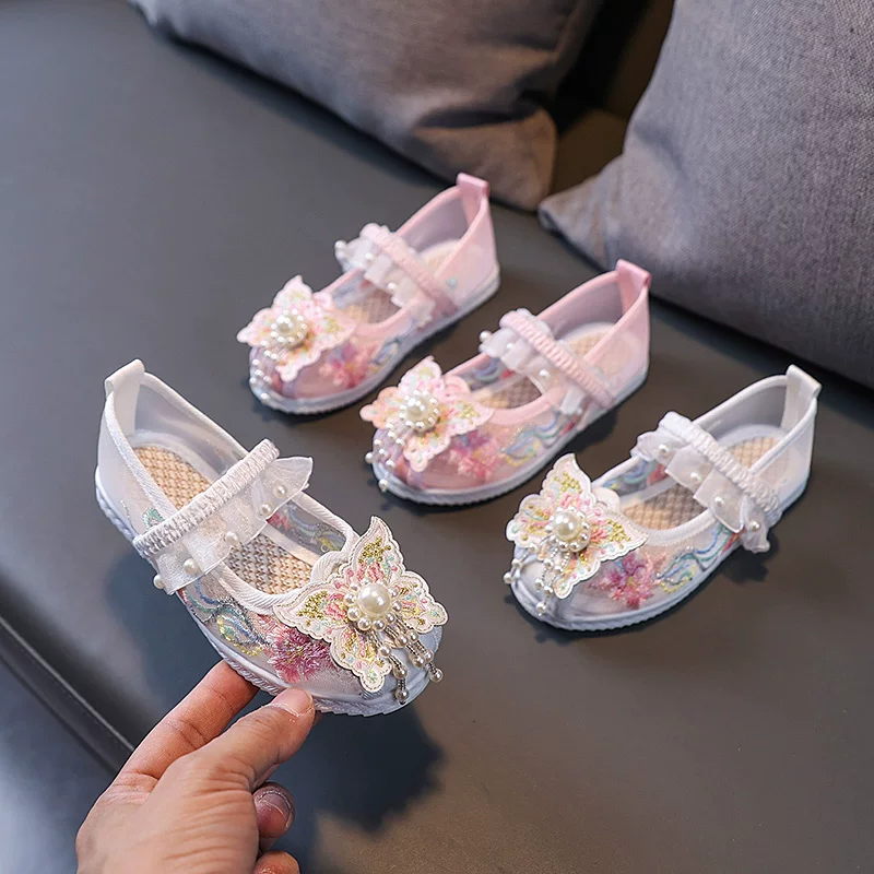 2026中国风夏季新款凉鞋女童绣花鞋网鞋民族风老北京儿童汉服鞋子