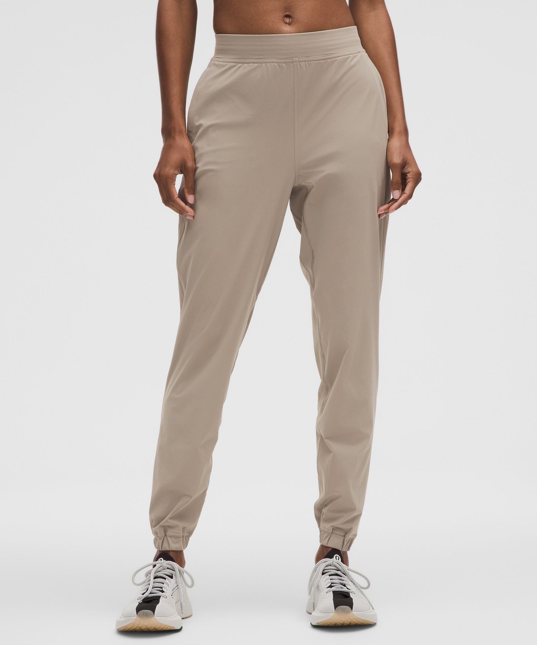 Lululemon Adapted State小脚裤