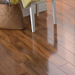 Colours Dolce Walnut effect Laminate 地板