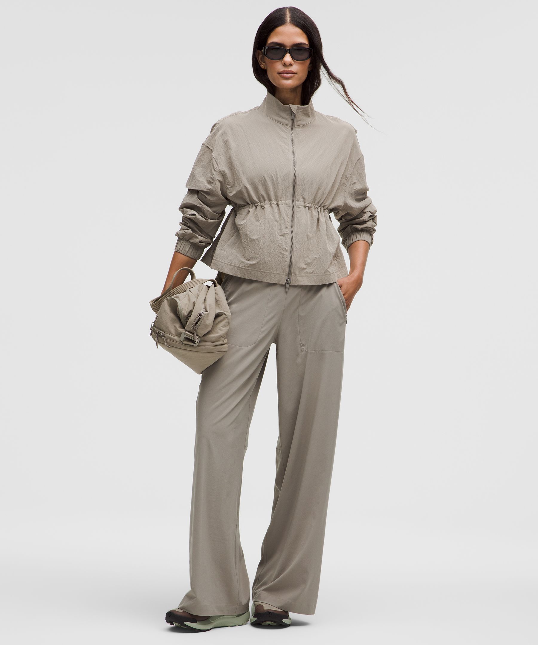 Lululemon Swift Mid-Rise 女裤