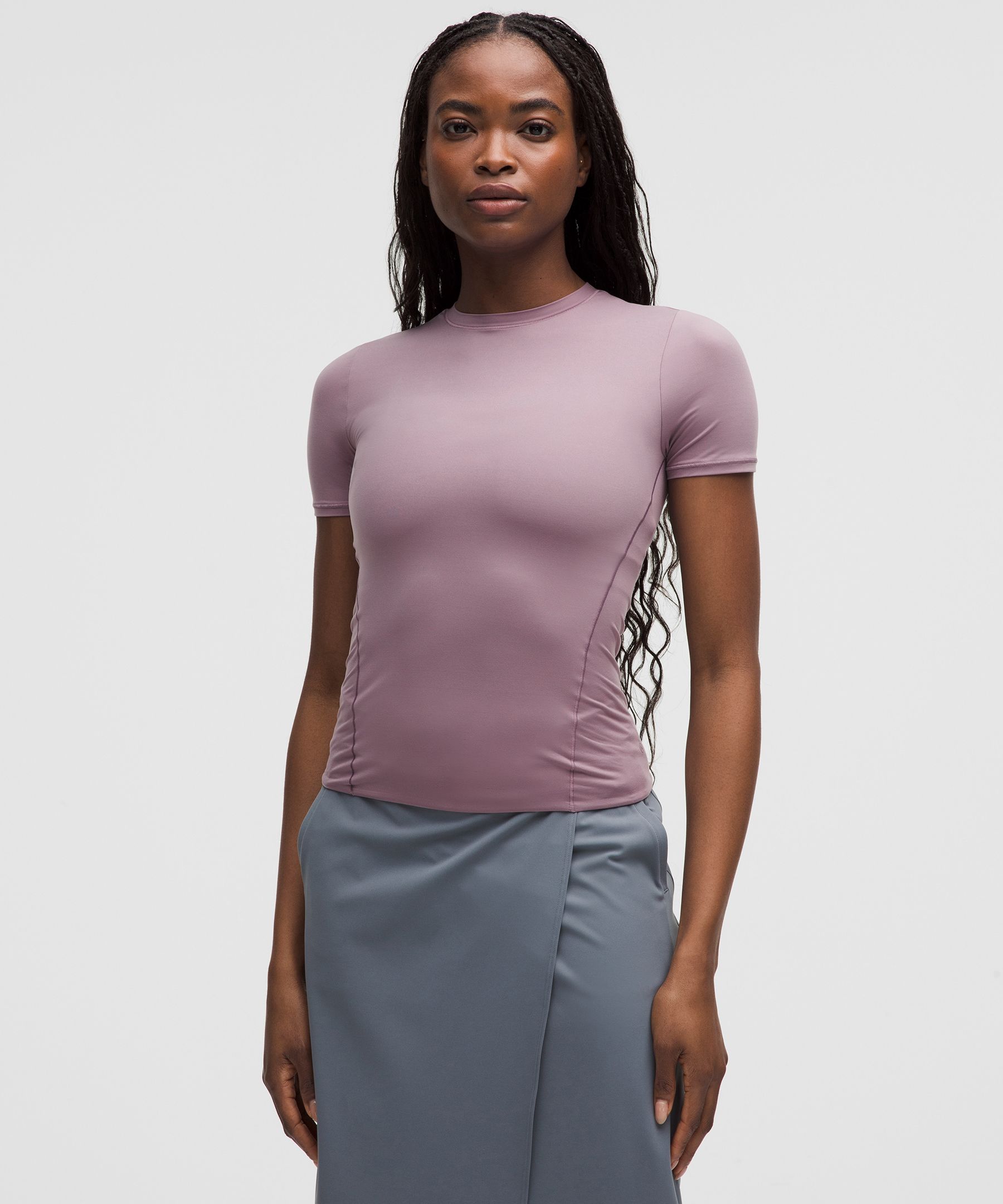 Lululemon Wundermost Ultra-Soft Nulu 女士T恤