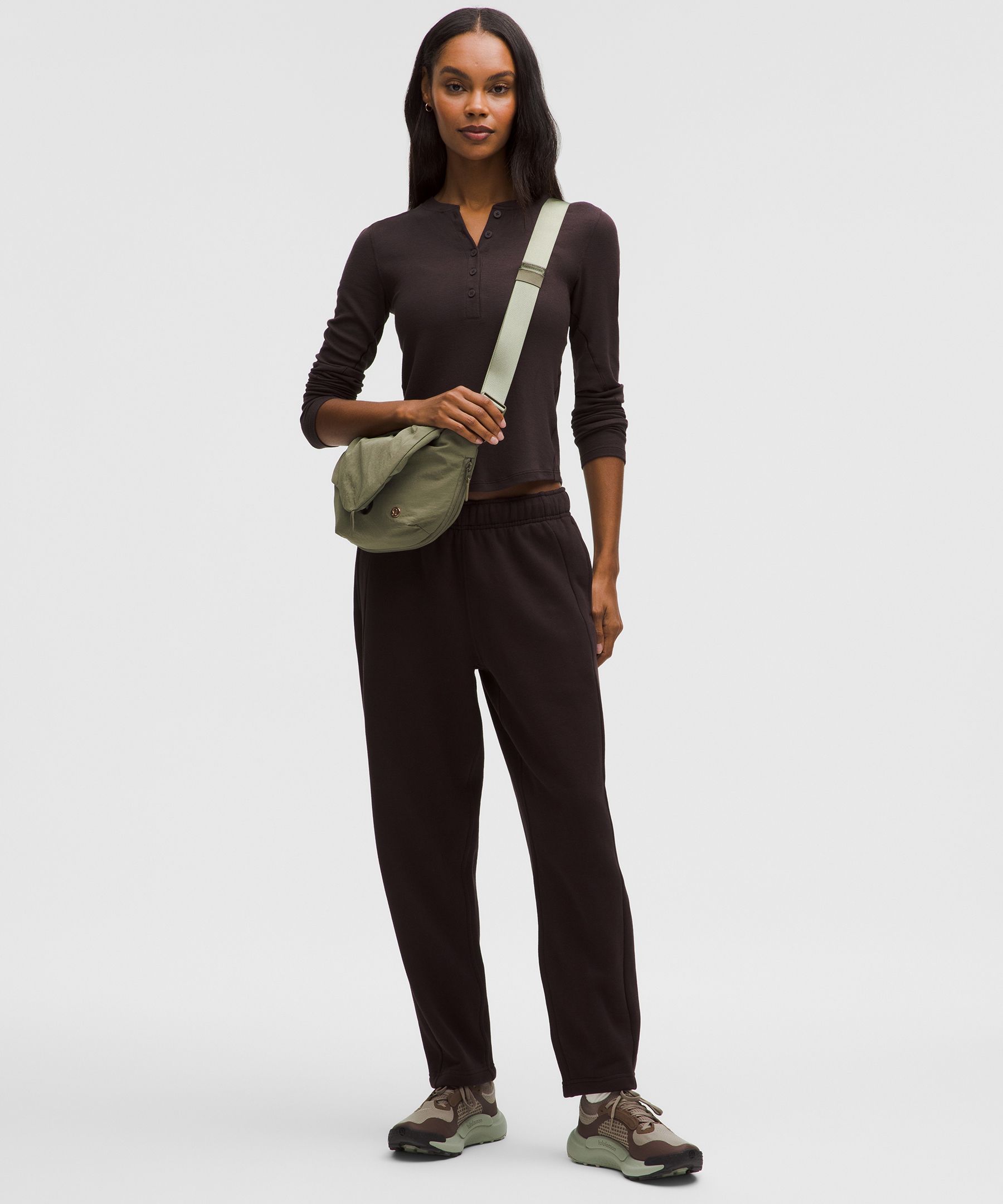 Lululemon Curved 单肩包 3L