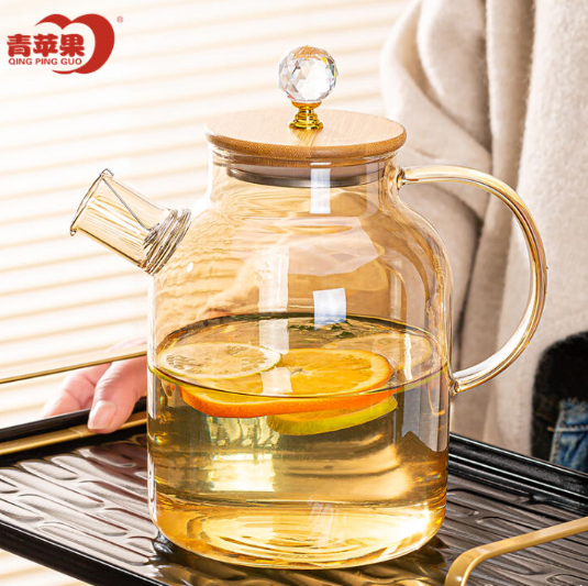 【有券的上】17.9元包邮！青苹果 玻璃凉水壶 1.8L 琥珀色