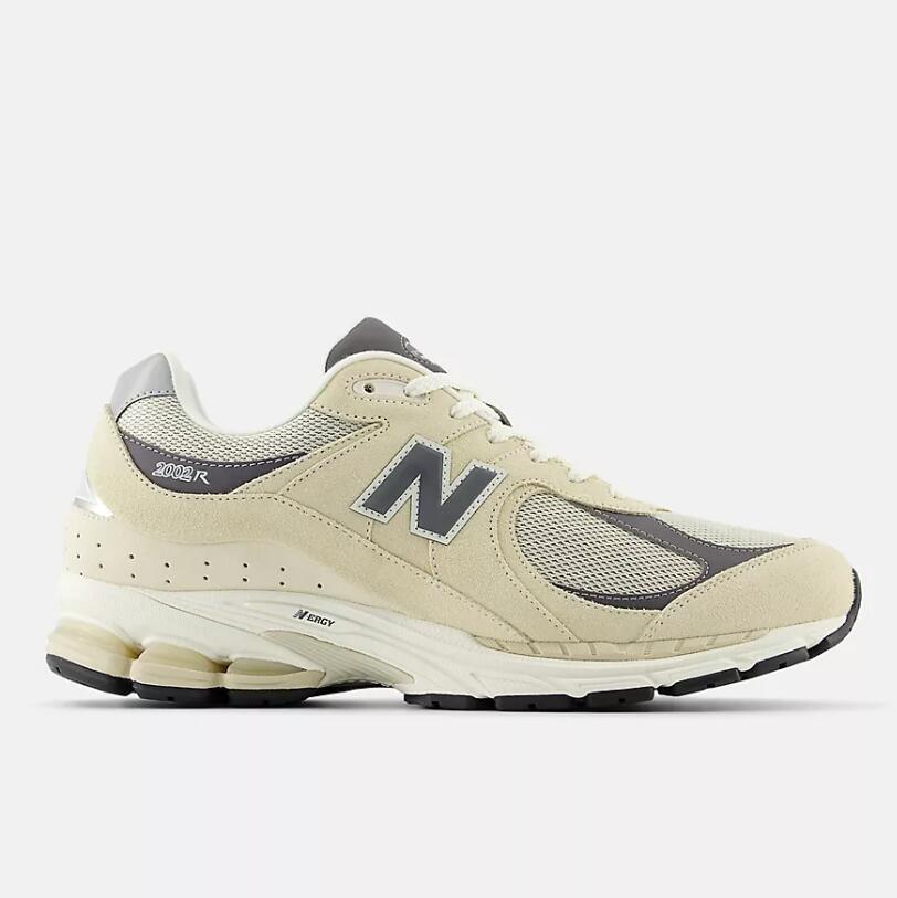 Joe's New Balance Outlet 第2件半价