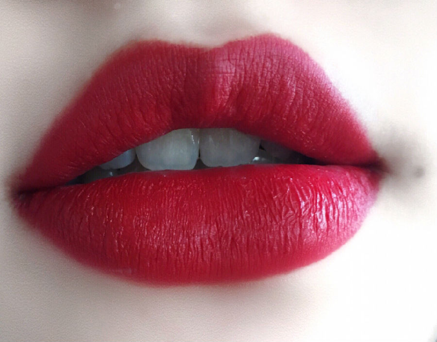 魅可mac哑光唇膏ruby woo最新试色测评分享