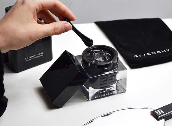 givenchy纪梵希眼霜墨藻珍萃黑金眼霜15ml