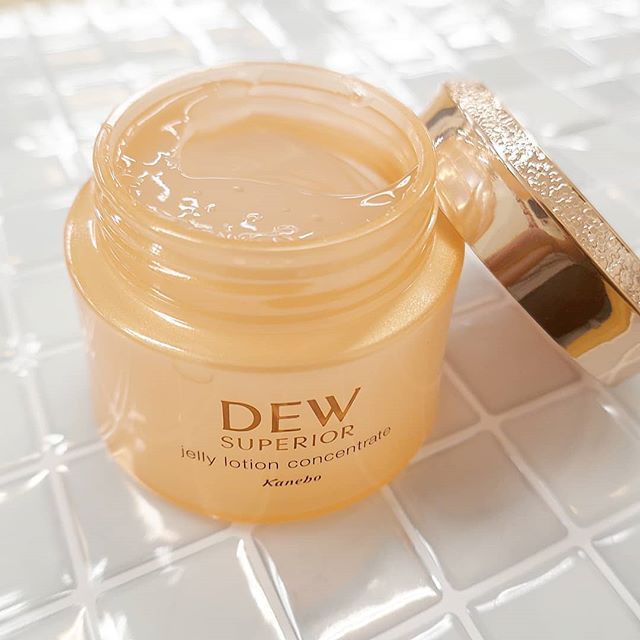 嘉娜宝dew果冻精华