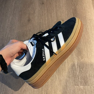 Adidas阿迪达斯 Originals Gazelle 厚底经典黑