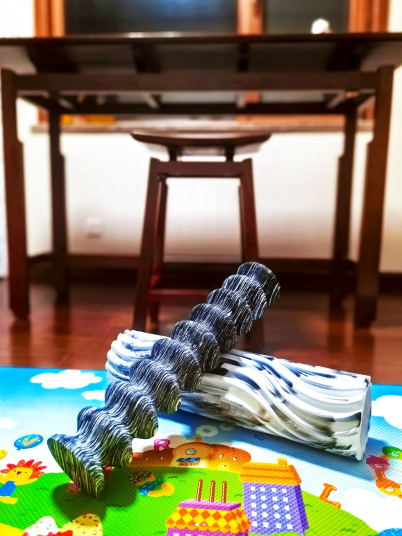 Vanessa reviewing the lululemon marble print double roller on a play mat