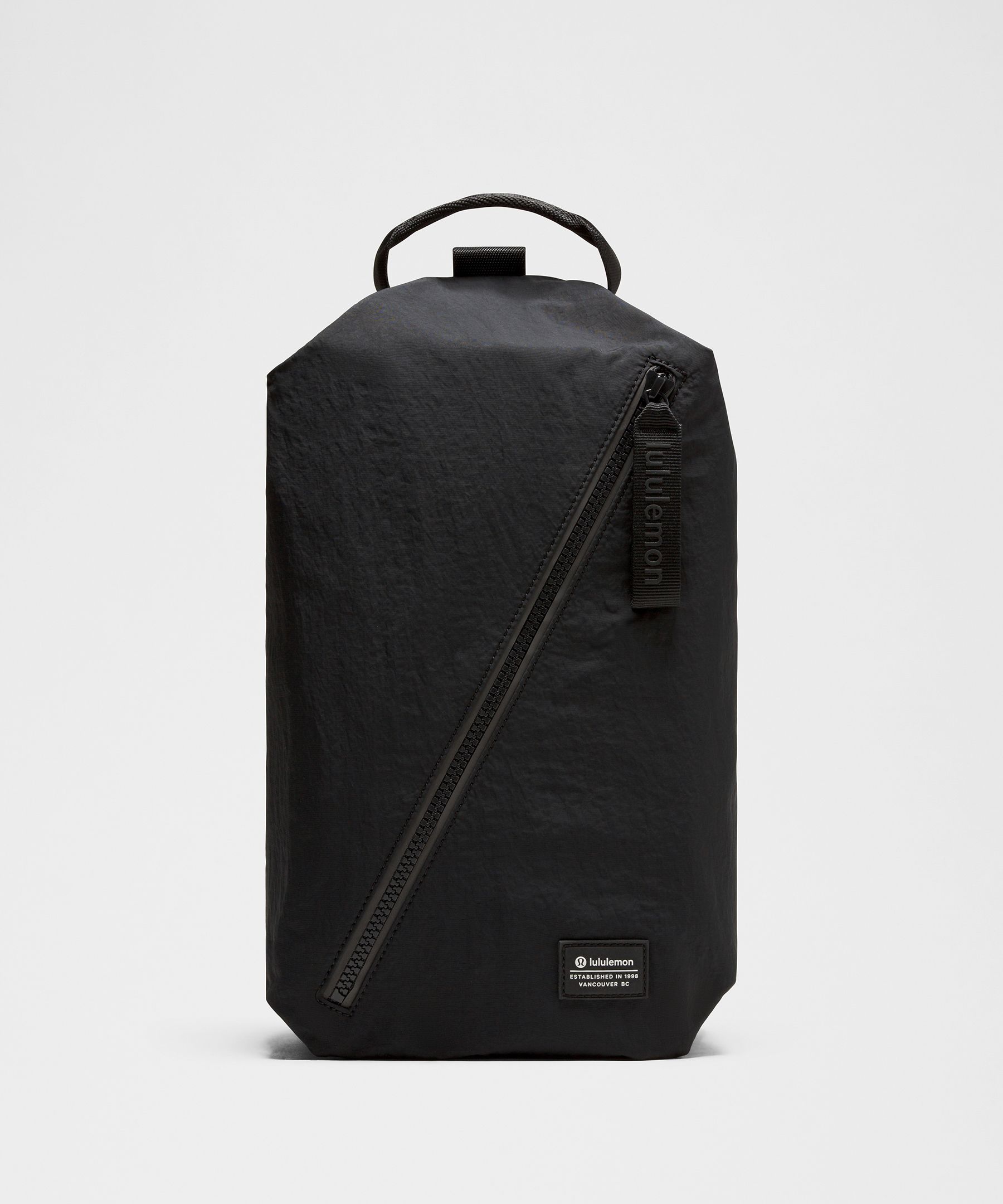 Lululemon Fast Track 小挎包2.0 9L