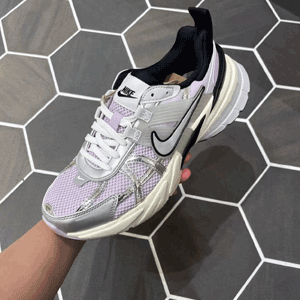 Nike耐克 V2K Run 中性款紫色老爹鞋