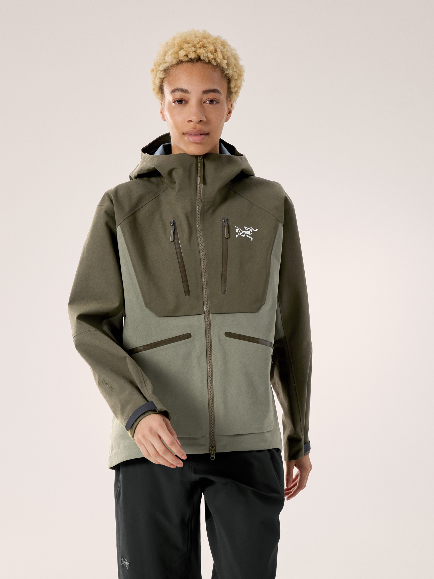 Arcteryx Emaris Relaxed始祖鸟女士夹克