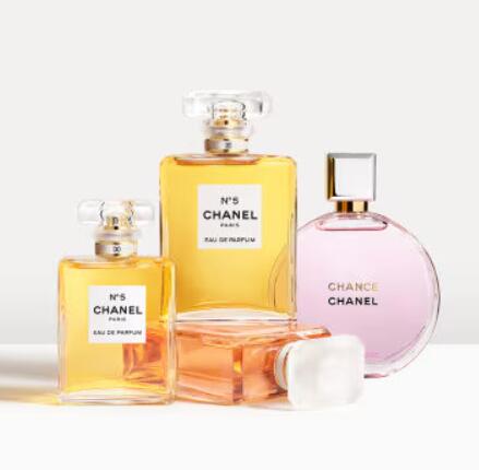 CHANEL 香奈儿黑五价 双头唇釉£28、山茶花洁面£37