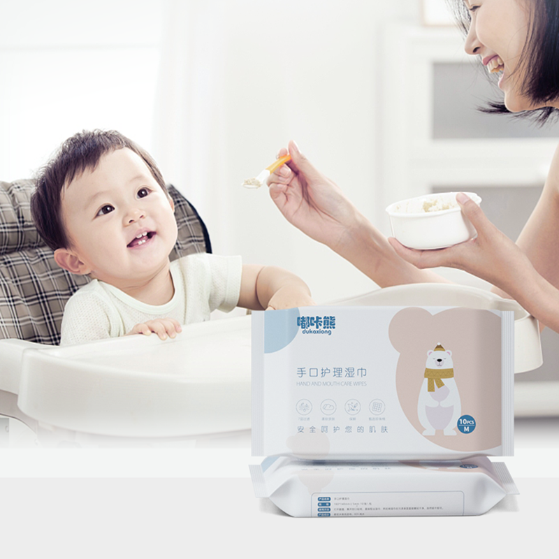 嘟咔熊便携装湿巾100抽