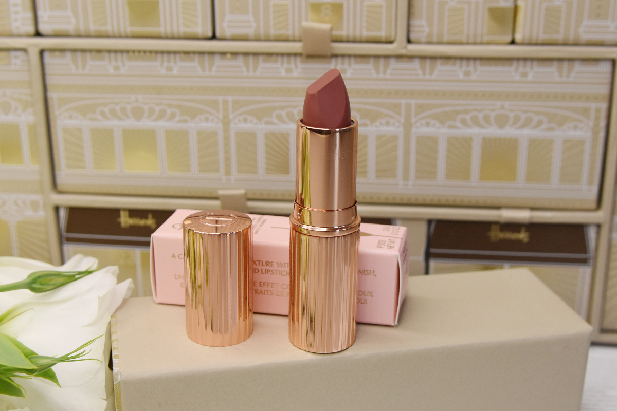 Charlotte Tilbury Matte Revolution Lipstick Pillow Talk Medium