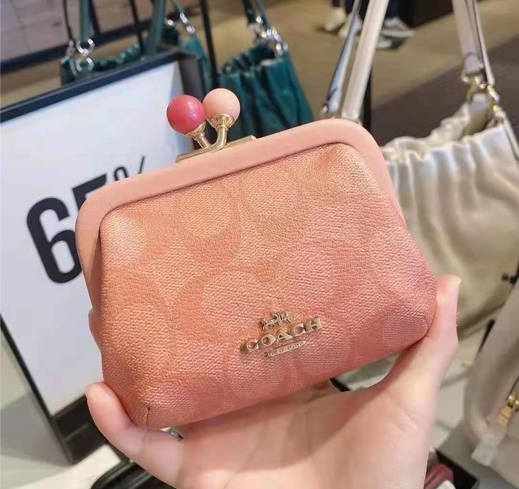 coach outlet nora kisslock