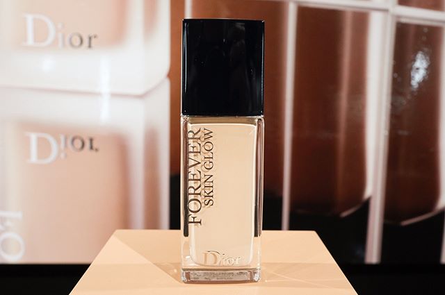 迪奥forever凝脂恒久粉底液新品
