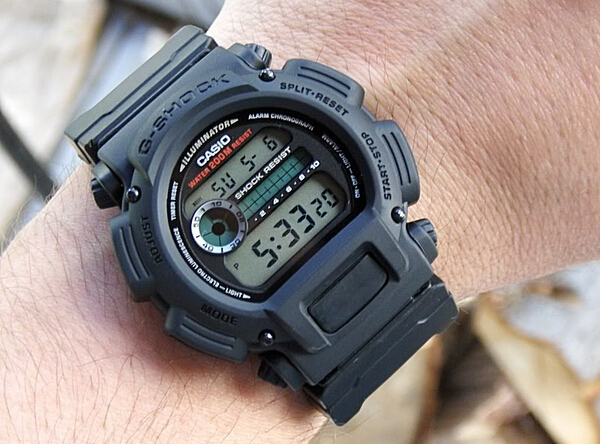 casio卡西歐g-shock dw9052-1v 男士手錶