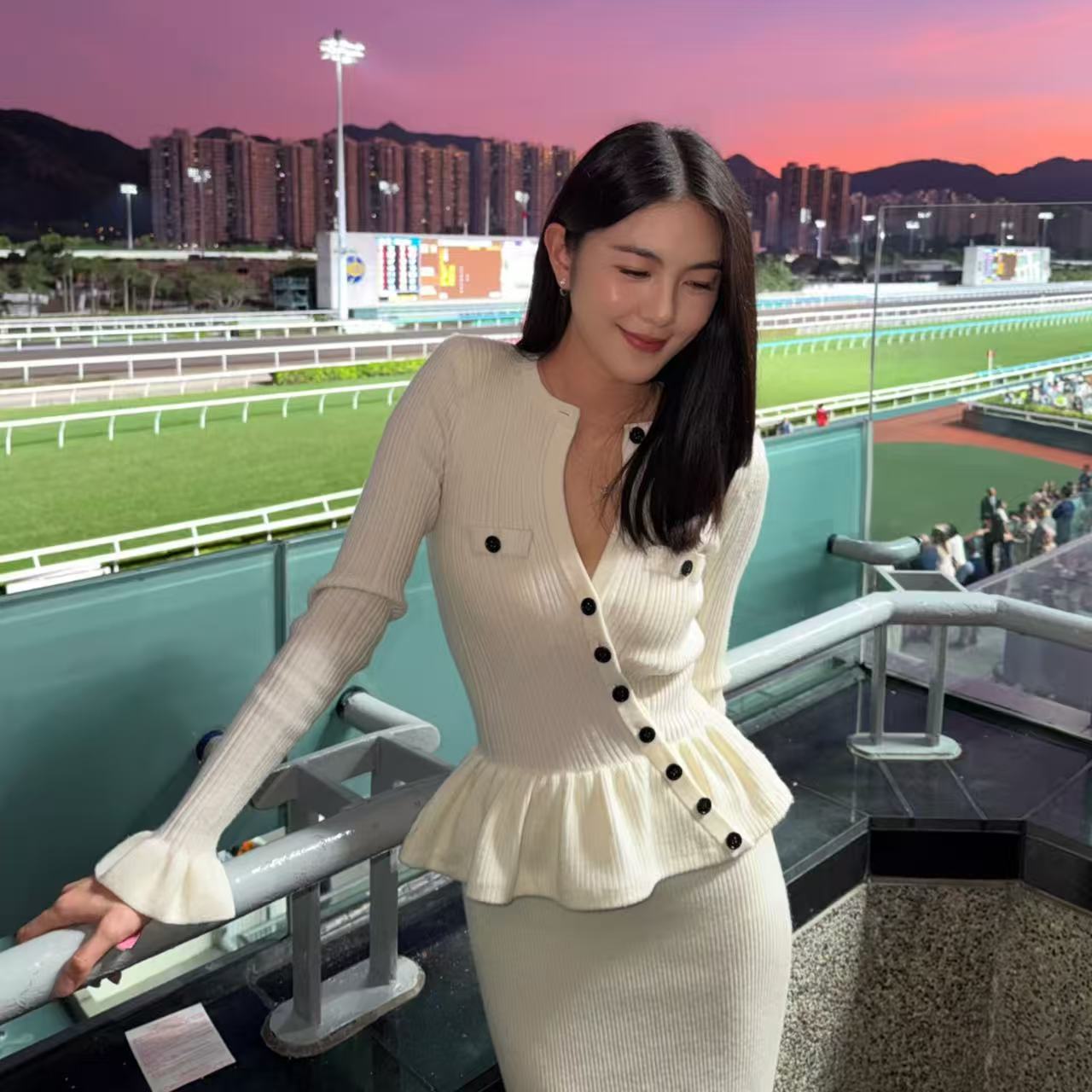 Self-Portrait白色不对称针织裙45折特惠