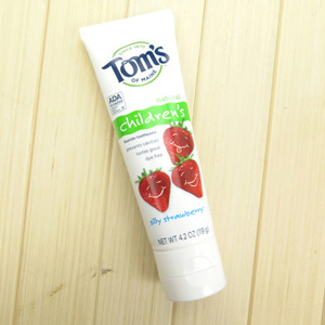 tomsofmaine儿童天然草莓味含氟牙膏