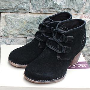 限尺码！Clarks其乐Carleta Lyon 女士短靴