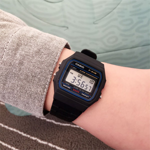 Casio 卡西欧 F-91W-1JF 男款数字腕表 黑色