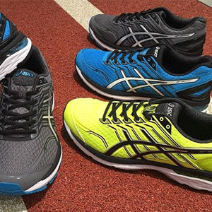 ASICS亚瑟士 GT-2000 NEWYORK 5 男士次顶级跑鞋 荧光绿