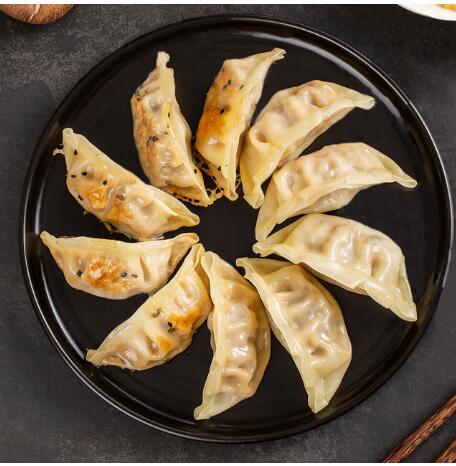 18.9元包邮！睿澳蒸煎饺子早餐2斤（鲜肉玉米）