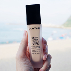 Lancome兰蔻 奇迹光彩持妆粉底液 Lancome兰蔻 奇迹光彩持妆粉底液