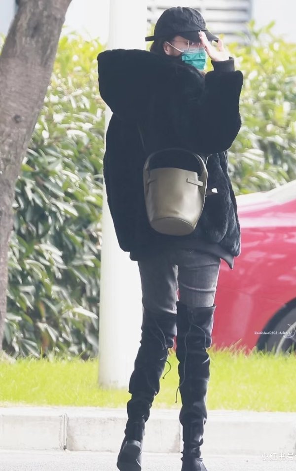 Stuart Weitzman 迪丽热巴同款 Genna 25 弹力绒面过膝靴