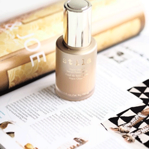 Stila Aqua Glow Serum Foundation - Tan水润精华粉底液