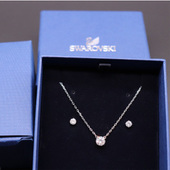 Swarovski施华洛世奇 Attract银色小圆点项链耳环套装 5113468