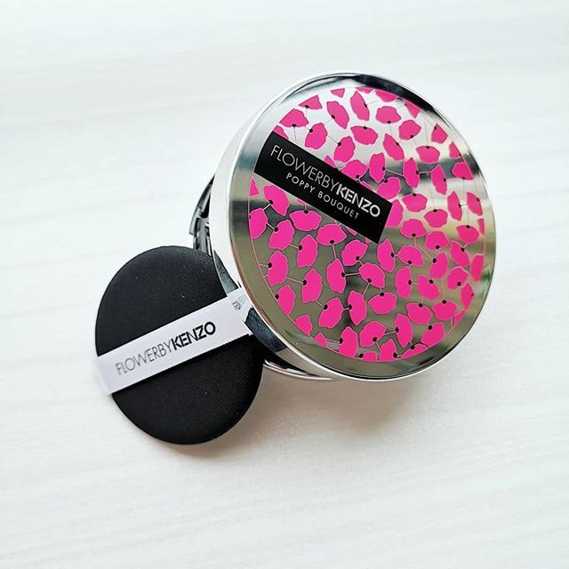 kenzo perfume cushion