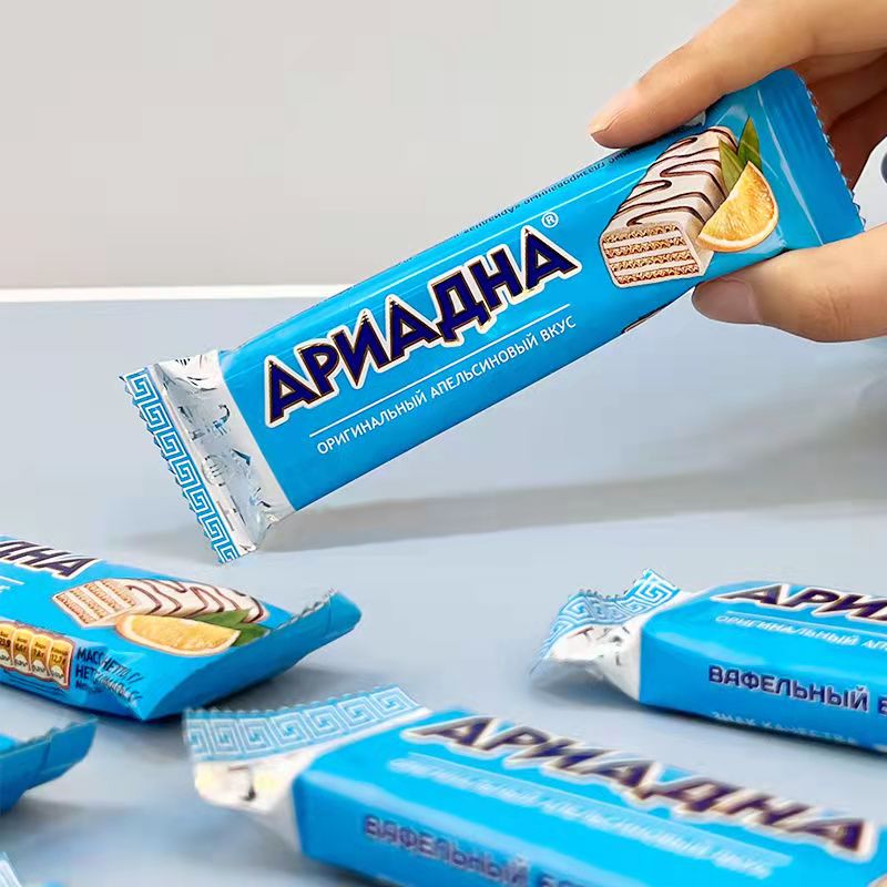 俄罗斯进口酸奶威化饼干528g