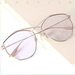 Dior 迪奥 Stellaire 不规则太阳镜 Dior 迪奥 Stellaire 不规则太阳镜