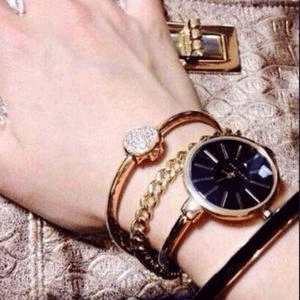 Anne Klein 女士The Box Set石英手表套装 AK1470 Anne Klein 女士The Box Set石英手表套装 AK1470