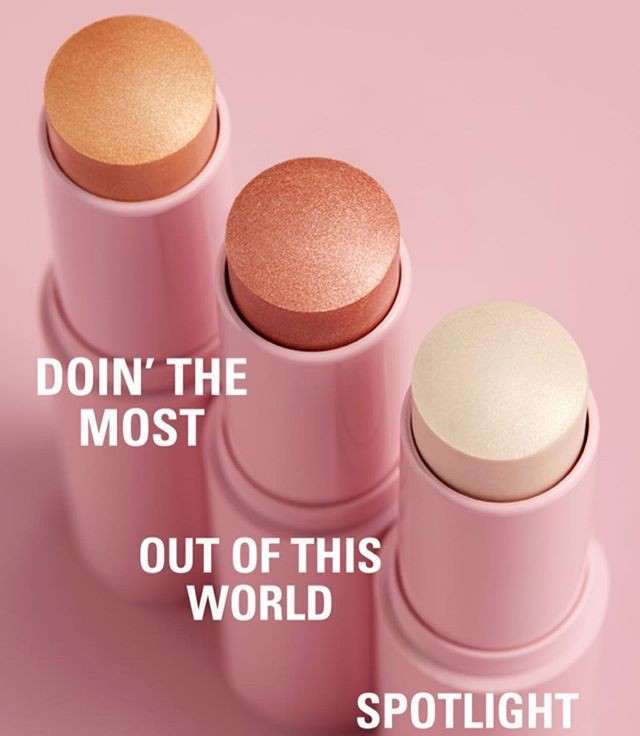 kyliecosmetics 腮红高光棒新色 9月25日上市